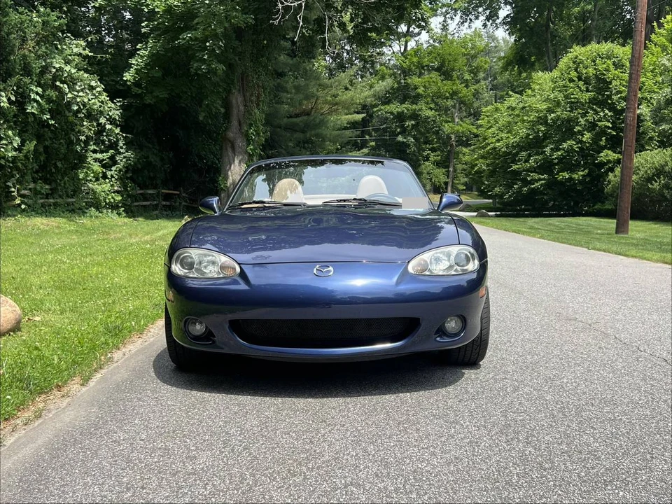 2001 Mazda NB MX-5 Miata - Image 3 of 19