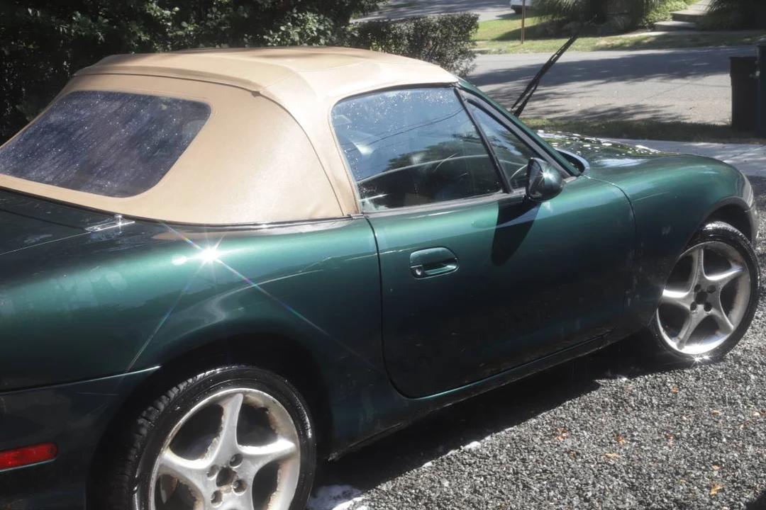 2001 Mazda NB MX-5 Miata - Image 23 of 24
