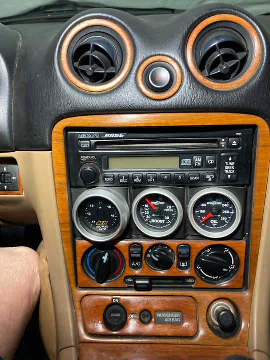 2001 Mazda NB MX-5 Miata - Image 12 of 24