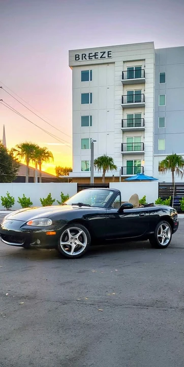 2001 Mazda NB MX-5 Miata - Image 5 of 9