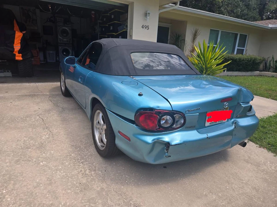 2001 Mazda NB MX-5 Miata - Image 6 of 17