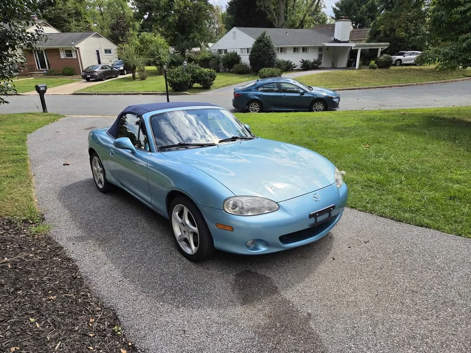 2001 Mazda NB MX-5 Miata - Image 9 of 20