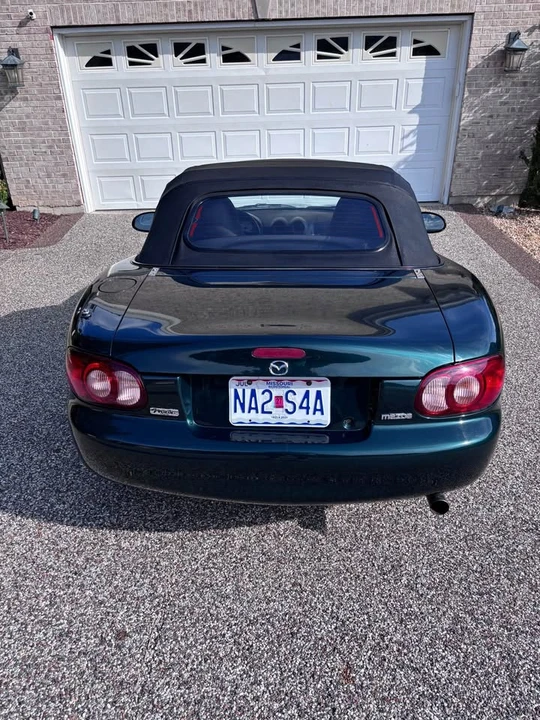2001 Mazda NB MX-5 Miata - Image 11 of 17
