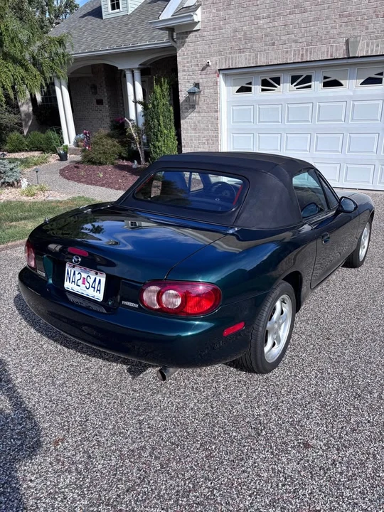 2001 Mazda NB MX-5 Miata - Image 12 of 17