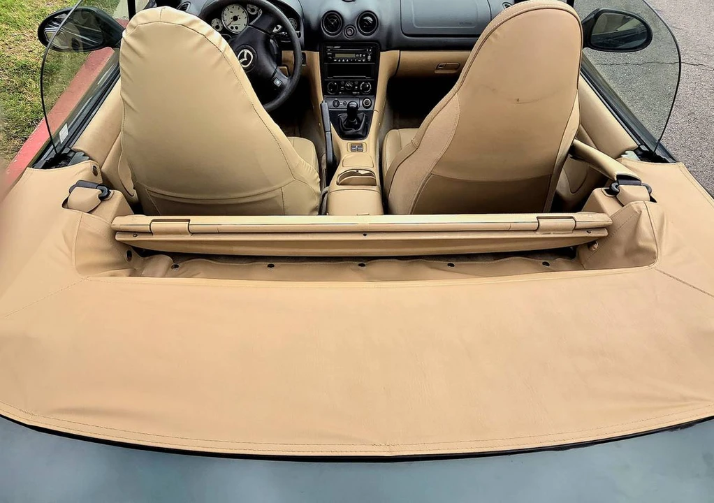 2001 Mazda NB MX-5 Miata - Image 3 of 16