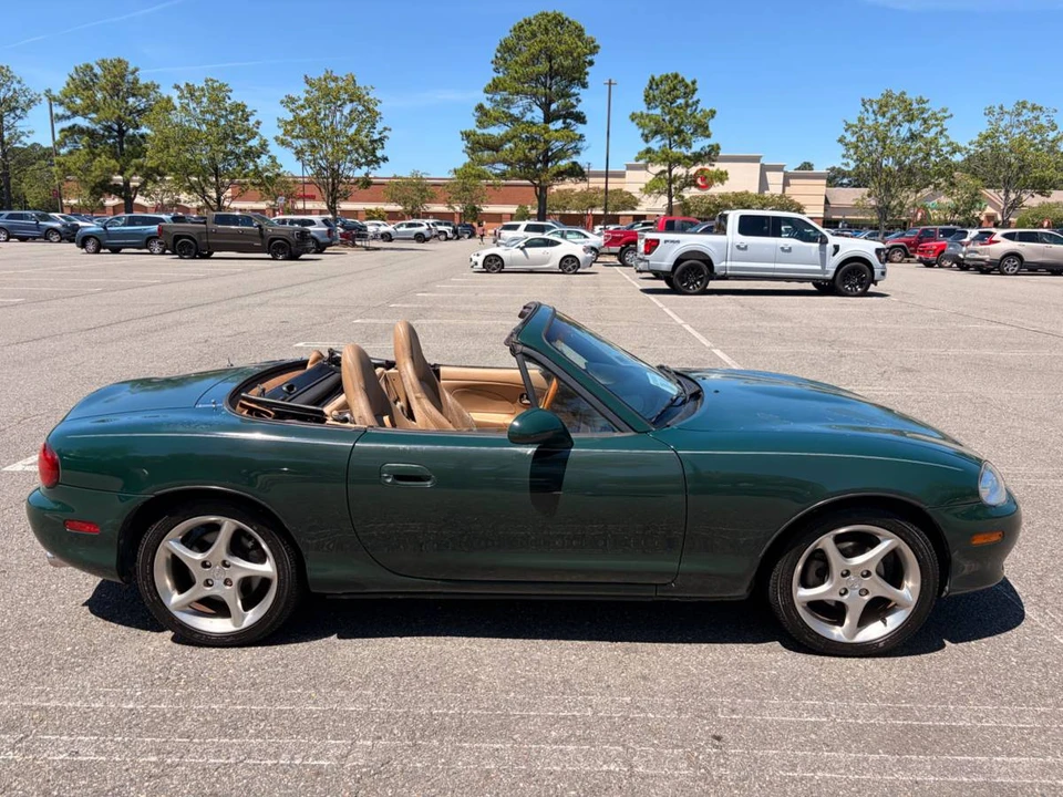 2001 Mazda NB MX-5 Miata - Image 14 of 22