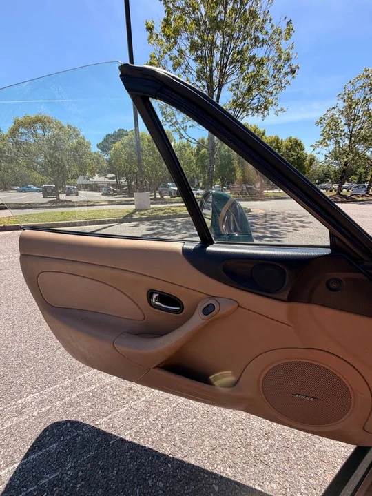 2001 Mazda NB MX-5 Miata - Image 10 of 22