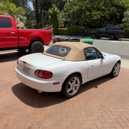 2001 Mazda NB MX-5 Miata - Image 3 of 19