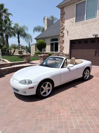 2001 Mazda NB MX-5 Miata - Image 5 of 19