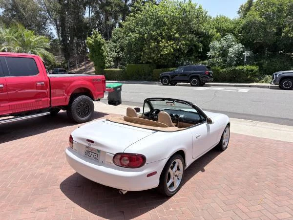 2001 Mazda NB MX-5 Miata - Image 7 of 19