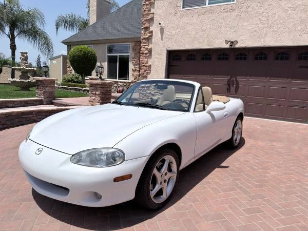 2001 Mazda NB MX-5 Miata - Image 10 of 19