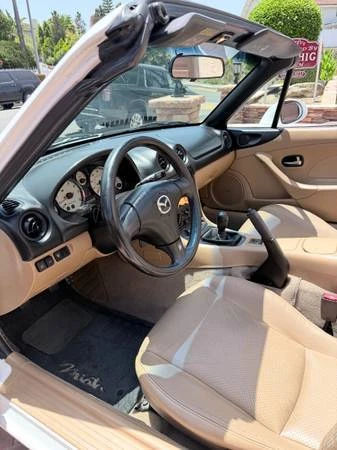 2001 Mazda NB MX-5 Miata - Image 13 of 19