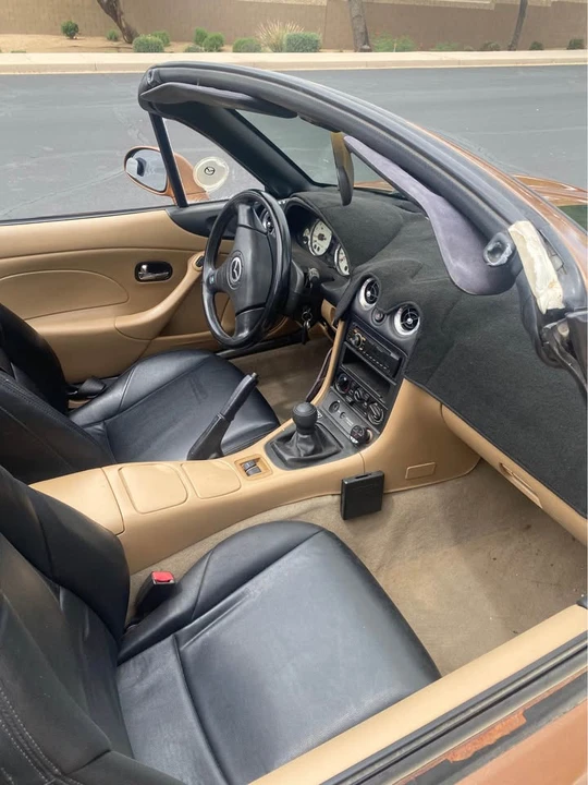 2001 Mazda NB MX-5 Miata - Image 5 of 10