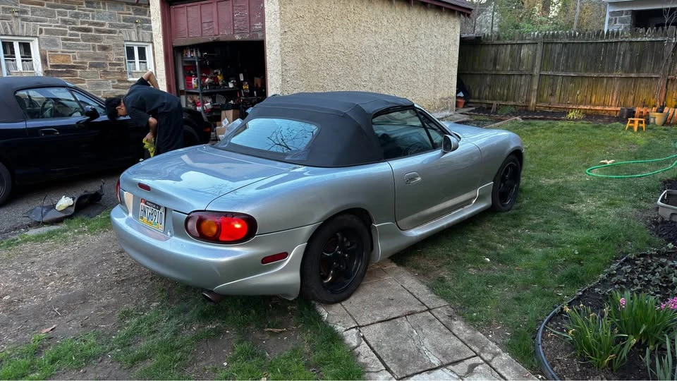 2001 Mazda NB MX-5 Miata - Image 3 of 10