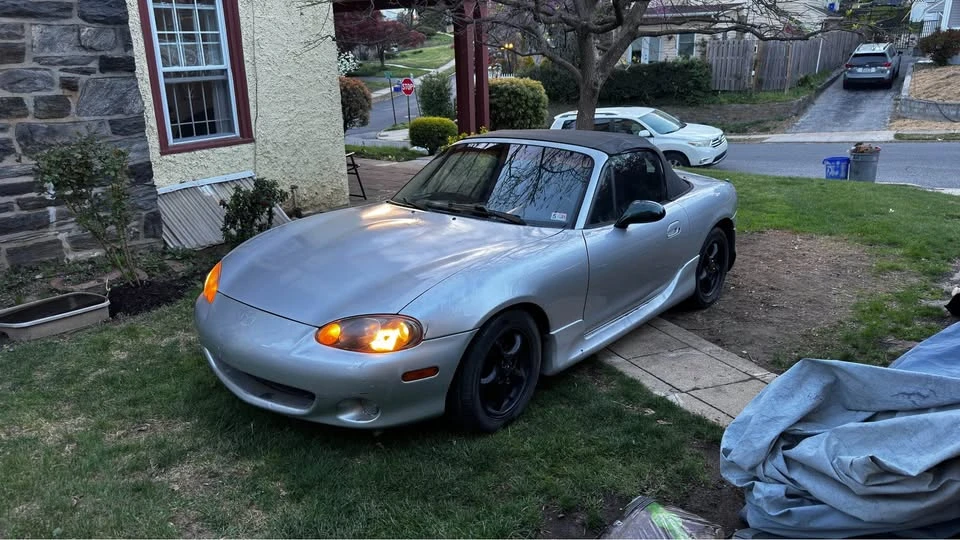 2001 Mazda NB MX-5 Miata - Image 6 of 10