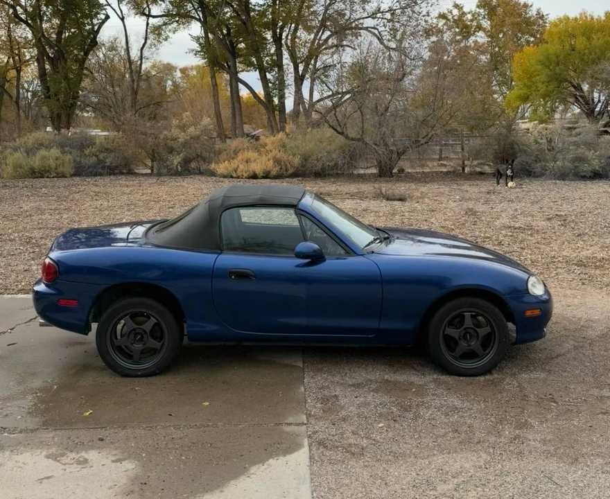 2001 Mazda NB MX-5 Miata - Image 2 of 6