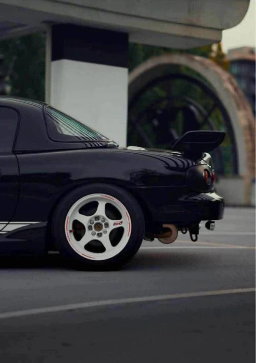 2001 Mazda NB MX-5 Miata - Image 5 of 17