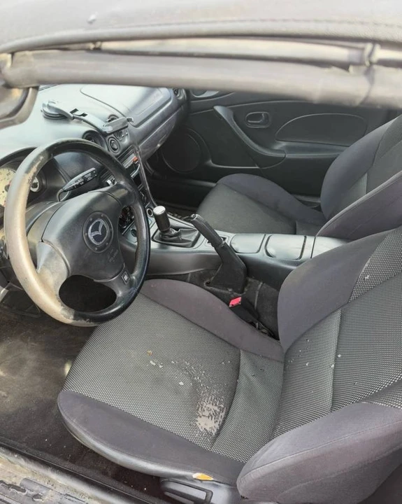 2001 Mazda NB MX-5 Miata - Image 6 of 6