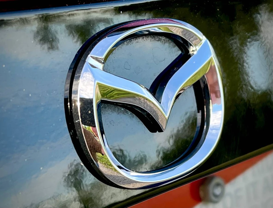 2001 Mazda NB MX-5 Miata - Image 11 of 12