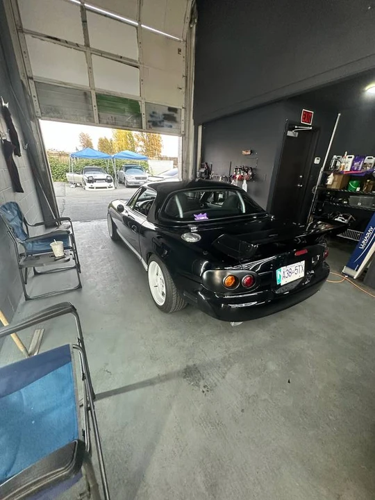 2001 Mazda NB MX-5 Miata - Image 10 of 17