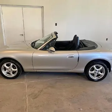2001 Mazda MX-5