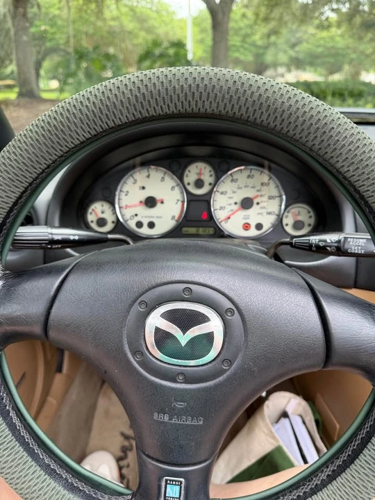 2001 Mazda NB MX-5 Miata - Image 10 of 20
