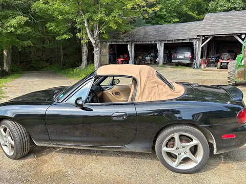 2001 Mazda MX-5 Miata