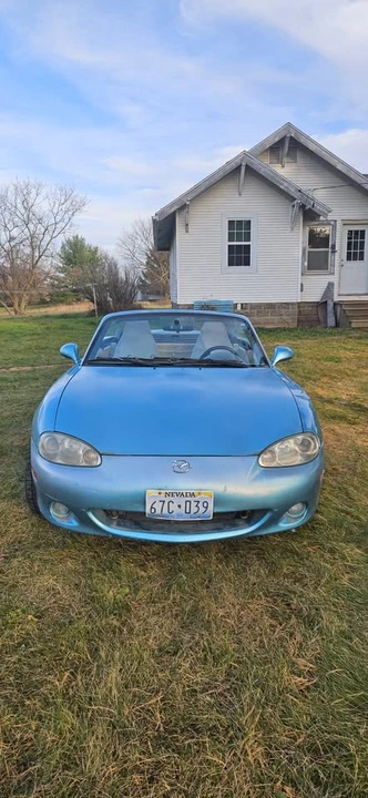 2001 Mazda NB MX-5 Miata - Image 2 of 4