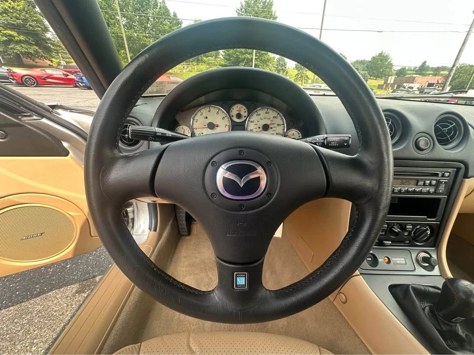 2001 Mazda NB MX-5 Miata - Image 6 of 9