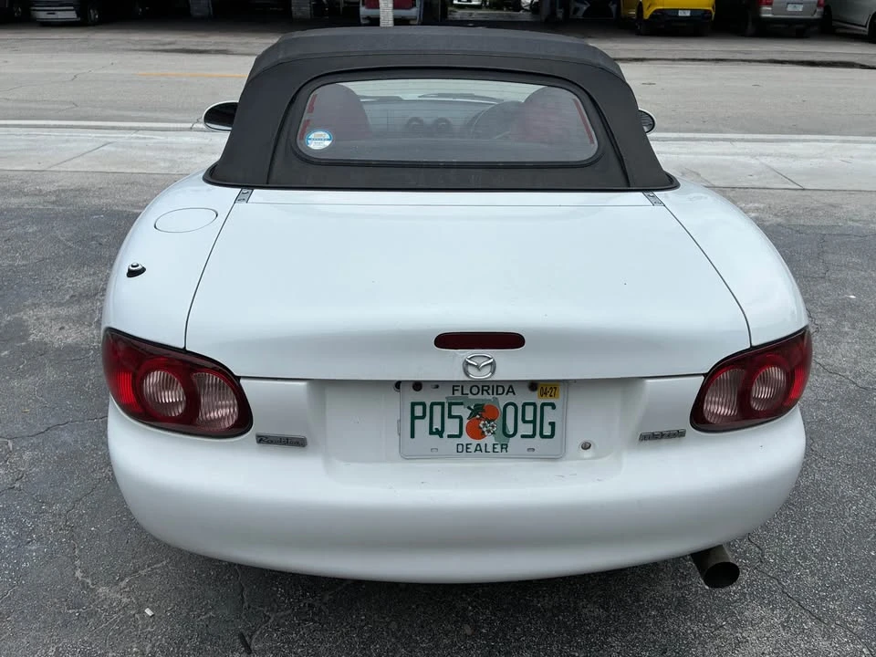 2001 Mazda NB MX-5 Miata - Image 6 of 11