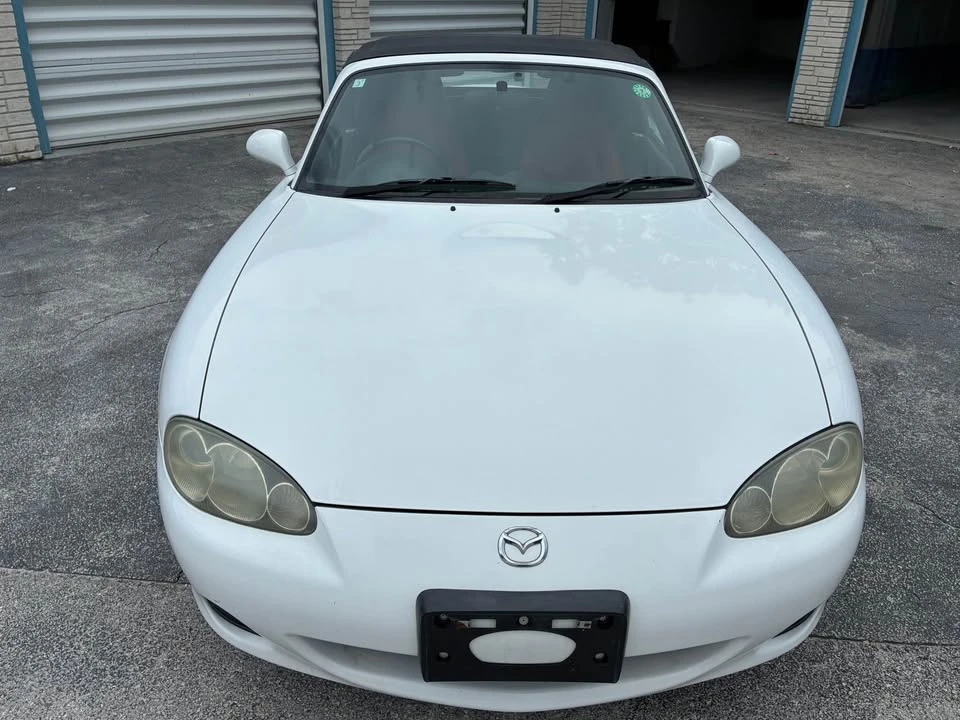 2001 Mazda NB MX-5 Miata - Image 5 of 11