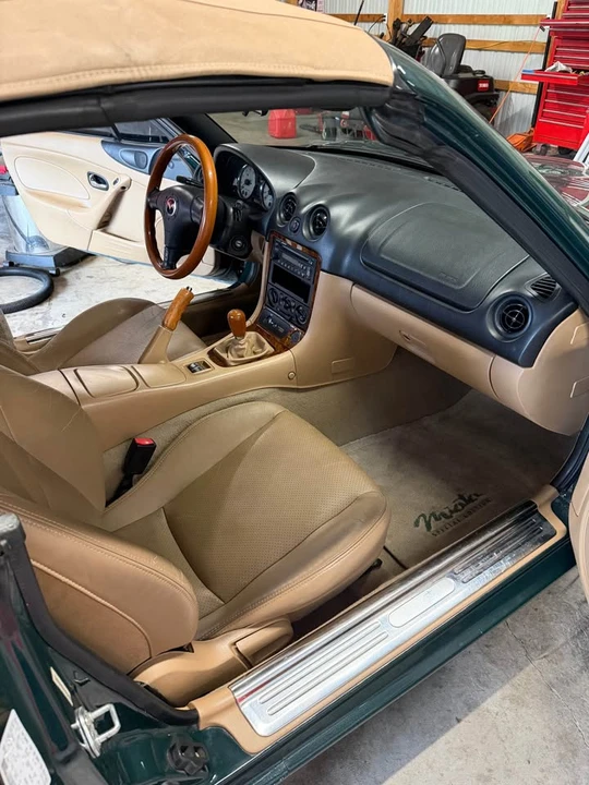 2001 Mazda NB MX-5 Miata - Image 9 of 10
