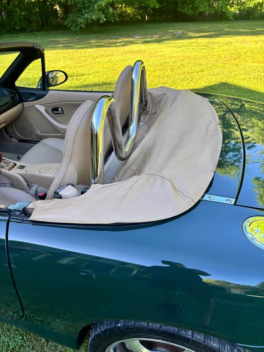 2001 Mazda NB MX-5 Miata - Image 5 of 10