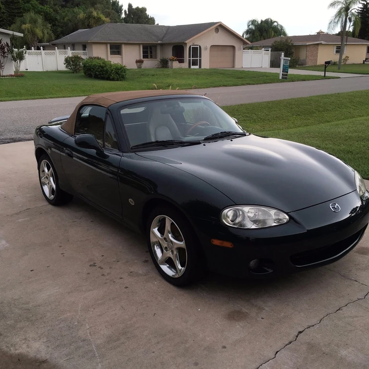 2001 Mazda NB MX-5 Miata - Image 2 of 31