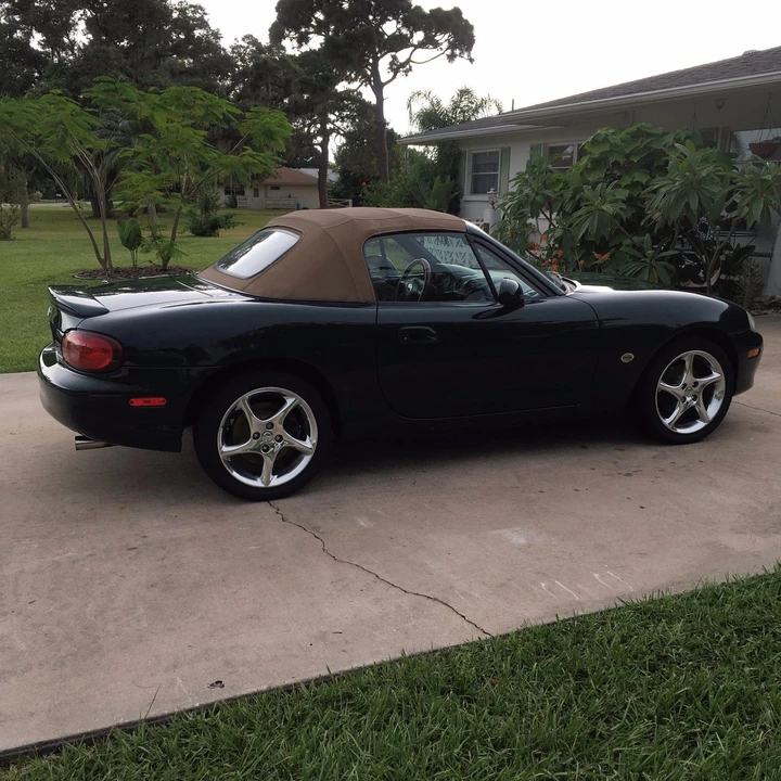 2001 Mazda NB MX-5 Miata - Image 14 of 31