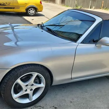 2001 Mazda MX-5 Miata