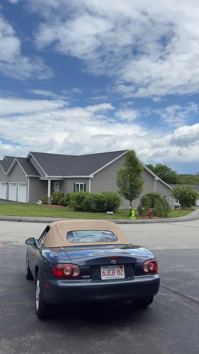 2001 Mazda NB MX-5 Miata - Image 5 of 8