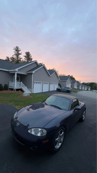 2001 Mazda NB MX-5 Miata - Image 4 of 8