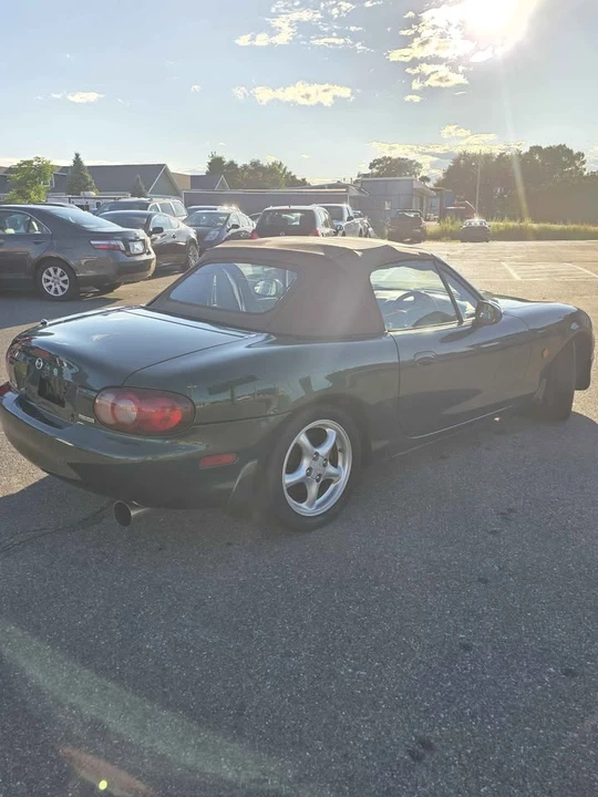 2001 Mazda NB MX-5 Miata - Image 7 of 18