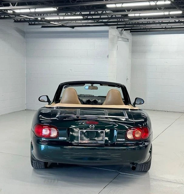 2001 Mazda NB MX-5 Miata - Image 8 of 31