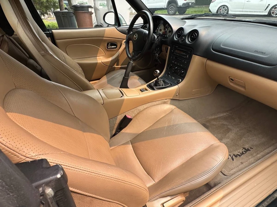 2001 Mazda NB MX-5 Miata - Image 12 of 14