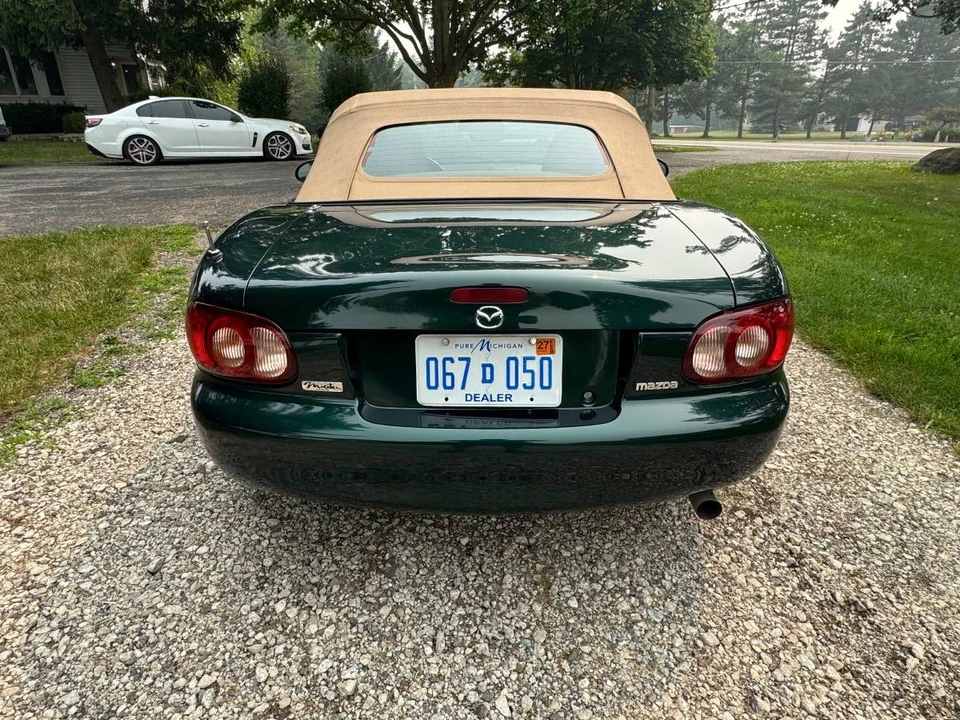2001 Mazda NB MX-5 Miata - Image 5 of 14
