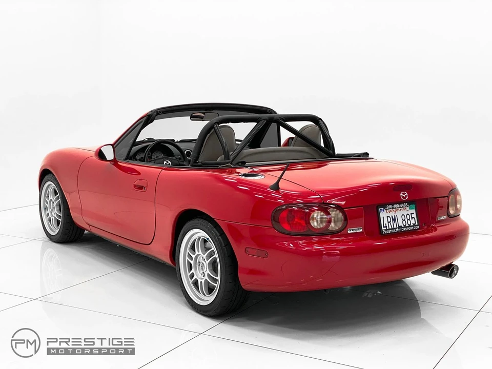 2001 Mazda NB MX-5 Miata - Image 8 of 31