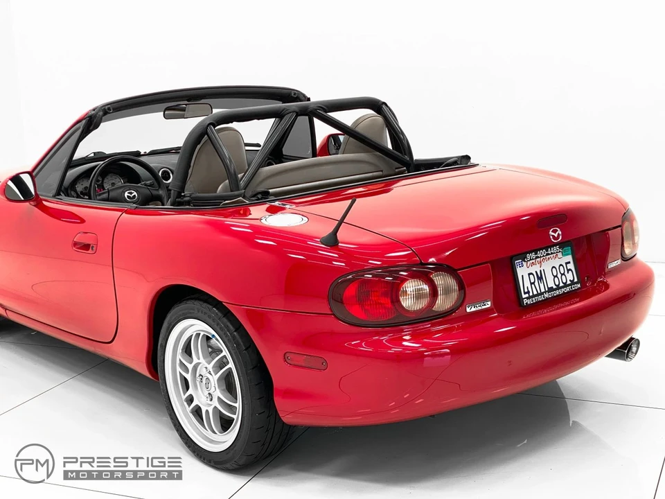 2001 Mazda NB MX-5 Miata - Image 10 of 31