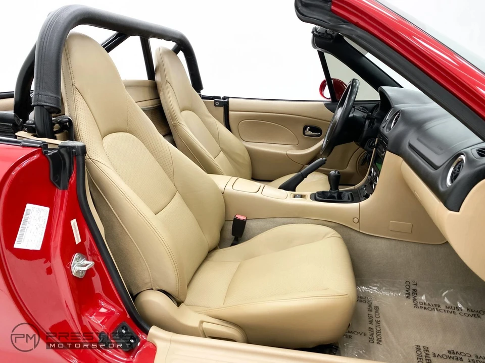 2001 Mazda NB MX-5 Miata - Image 17 of 31
