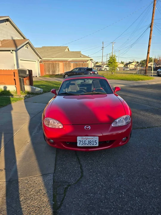 2001 Mazda NB MX-5 Miata - Image 5 of 10