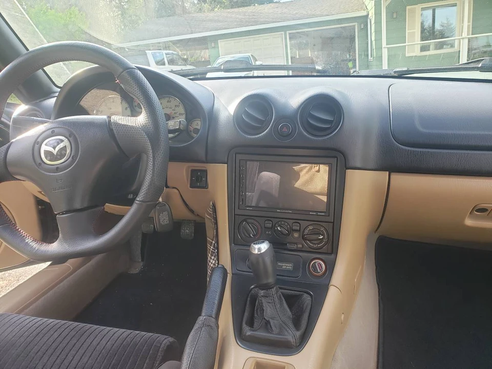 2001 Mazda NB MX-5 Miata - Image 7 of 13