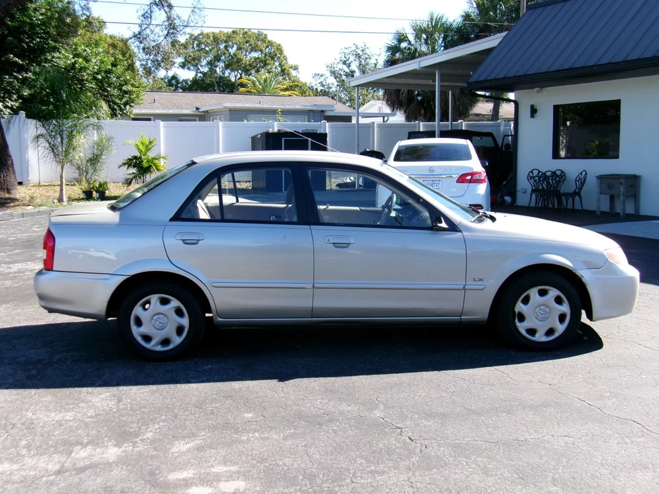 2001 Mazda Protege 9th Gen - Image 4 of 20
