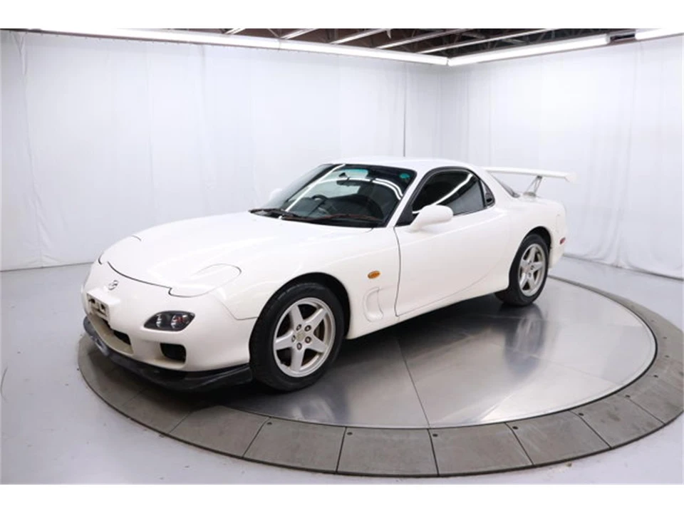 2001 Mazda RX-7 FD - Image 2 of 31