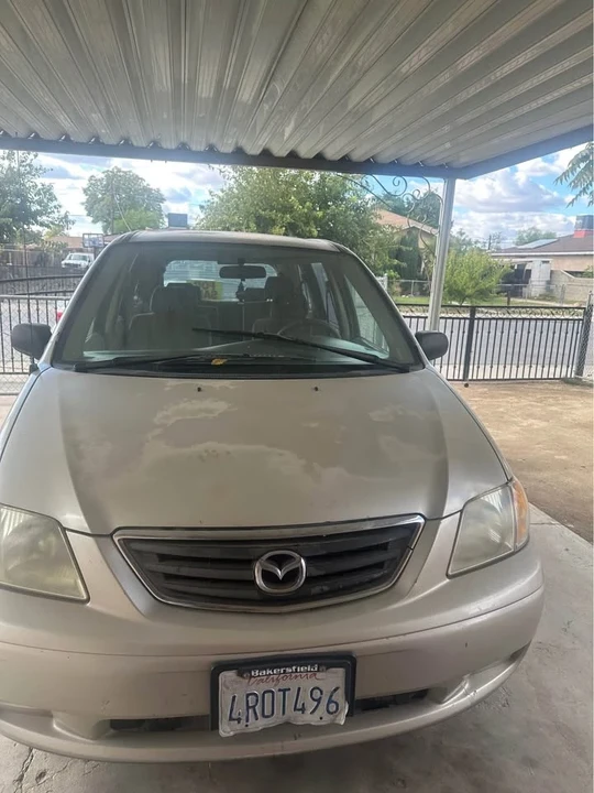 2001 Mazda Protege 9th Gen - Image 2 of 2